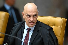 Brazilian Supreme Court Justice Alexandre De Moraes Analyzes The Unblocking Of Platform X In Brazil.