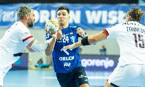 Wisla Plock vs Paris Saint-Germain - EHF Champions League