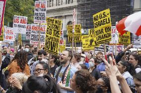 Protesters rally against Israel in New York