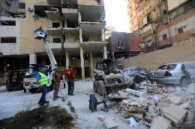 Israeli Bombings Kill More Than 700 - Lebanon