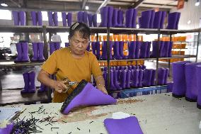 Rain Rubber Shoes Production in Jieshou