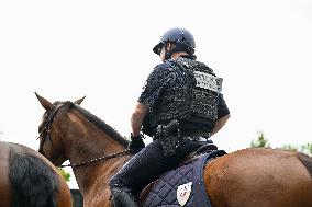 Illustration - Police And Gendarmerie - Paris