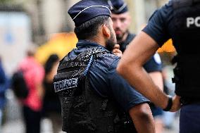 Illustration - Police And Gendarmerie - Paris