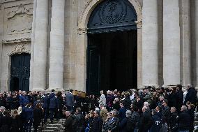 Funeral Service For Philippine - Versailles