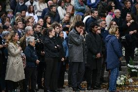 Funeral Service For Philippine - Versailles