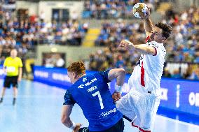 EHF Champions League - Orlen Wisla Plock v Paris Saint-Germain