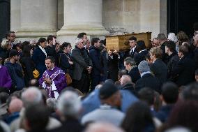 Funeral Service For Philippine - Versailles