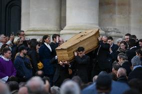 Funeral Service For Philippine - Versailles