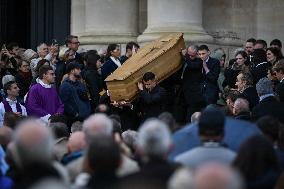 Funeral Service For Philippine - Versailles