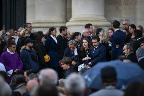 Funeral Service For Philippine - Versailles