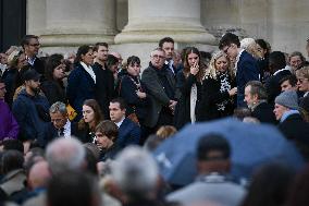 Funeral Service For Philippine - Versailles