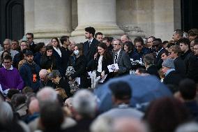 Funeral Service For Philippine - Versailles