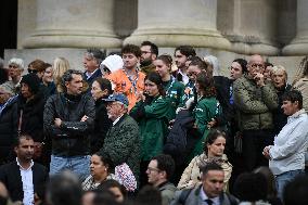 Funeral Service For Philippine - Versailles