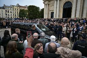 Funeral Service For Philippine - Versailles