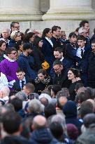 Funeral Service For Philippine - Versailles