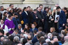 Funeral Service For Philippine - Versailles