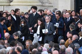 Funeral Service For Philippine - Versailles