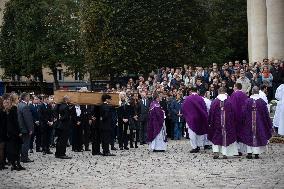 Funeral Service For Philippine - Versailles