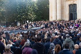 Funeral Service For Philippine - Versailles