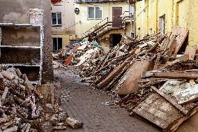 Southern Polish Towns Are Being Rebuilt From Debris After Flood