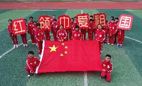 Pupils Celebrate National Day in Hefei