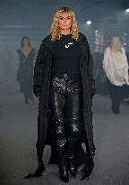 PFW - Heidi Klum Models For Vetements