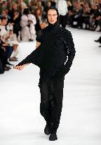 PFW - Issey Miyake Runway