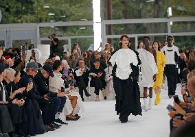 PFW - Issey Miyake Runway