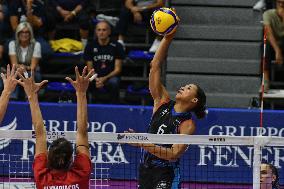 International Trophie ''Una Squadra Per Un Sorriso'':  Wash4green Pinerolo V VakifBank Spor Kulubu