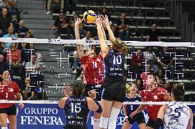 International Trophie ''Una Squadra Per Un Sorriso'':  Wash4green Pinerolo V VakifBank Spor Kulubu