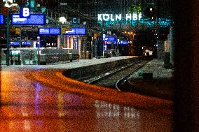 No Transit Service At Cologne Central Station From Friday Night To Early Saturday Morning