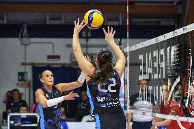 International Trophie ''Una Squadra Per Un Sorriso'':  Wash4green Pinerolo V VakifBank Spor Kulubu