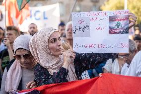 Demonstration In Barcelona During The General Strike For Palestine.