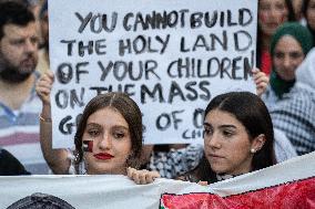 Demonstration In Barcelona During The General Strike For Palestine.