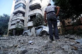 Israel Strikes Beirut Suburb - Lebanon