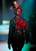 PFW - Noir Kei Ninomiya Runway