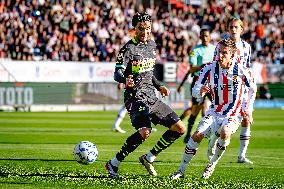 Willem II Tilburg v PSV - Eredivisie