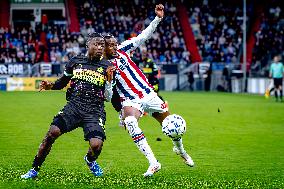 Willem II Tilburg v PSV - Eredivisie