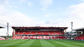 Barnsley v Stockport County - Sky Bet League 1