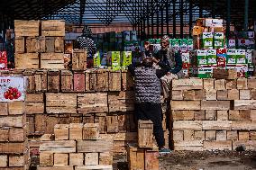 Daily Life In Kashmir