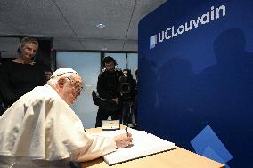 Pope Francis Meets The Students Of Louvain University - Belgium