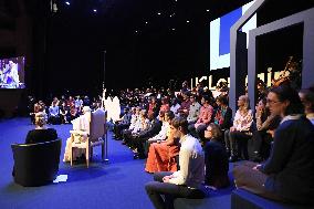 Pope Francis Meets The Students Of Louvain University - Belgium