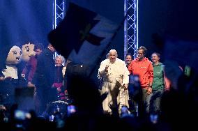 Pope Francis Surprise Visit To Hope Happening Youth Event - Brussels