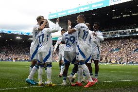 Leeds United FC v Coventry City FC - Sky Bet Championship