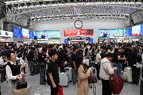 National Day Holiday Traffic Peak in Shenyang