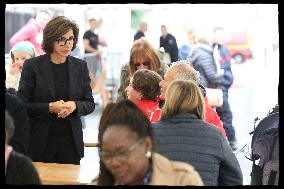 Rachida Dati Visits Malar Fire Station - Paris