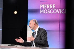 Pierre Moscovici On Dimanche En Politique - Paris