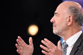 Pierre Moscovici On Dimanche En Politique - Paris