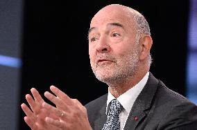 Pierre Moscovici On Dimanche En Politique - Paris