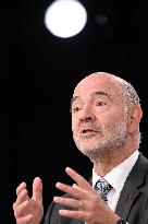 Pierre Moscovici On Dimanche En Politique - Paris